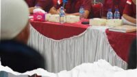 Plh. Kalapas Yan Patmos Menjelaskan Proses Sidang TPP Dan Pentingnya Mempertimbangkan Semua Aspek Dalam Menentukan Kelayakan WBP Untuk Integrasi.(Foto/Doc:Lapas I Medan)