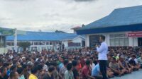 Foto:Karurutan Sidikalang Yusrifa Arif Memperkenalkan Diri Kepada Warga Binaan,Bentuk Pendekatan Humanis Sekaligus Membangun Kepercayaan Dan Komunikasi Yang Efektif.
