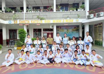 Siswa SD Budi Murni 2 Medan Raih Prestasi dalam Karate