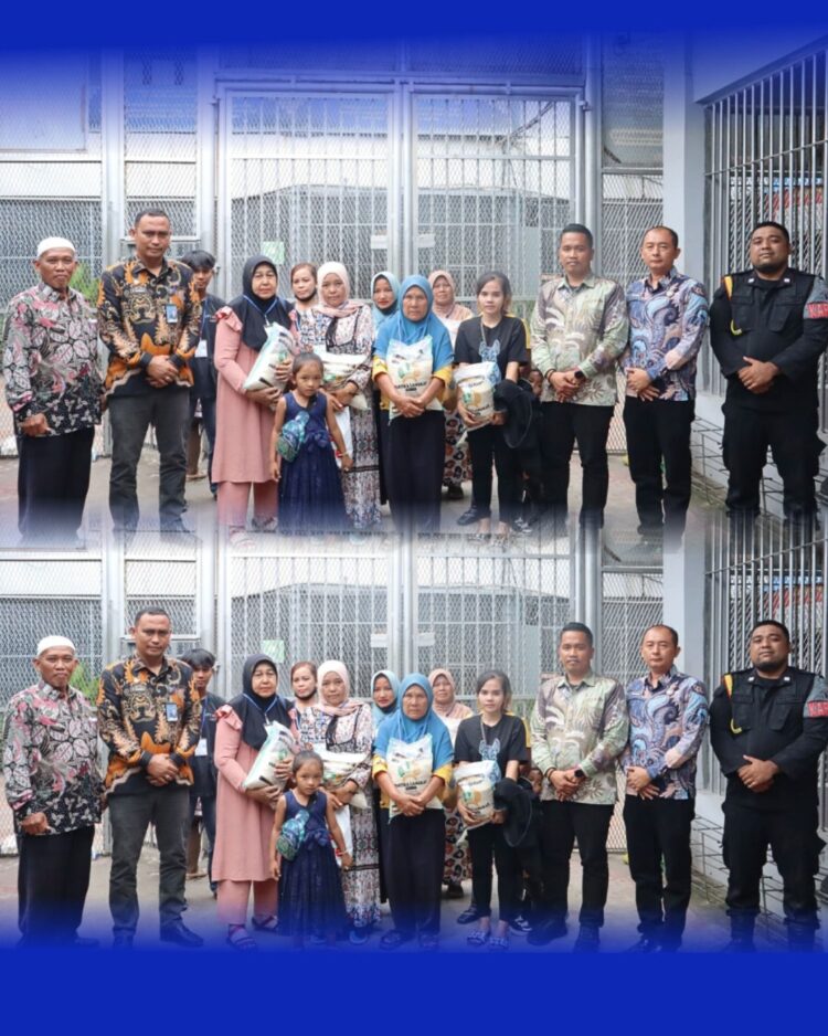 Dukung Program Akselerasi, Rutan Tanjung Pura Salurkan Bantuan Sosial