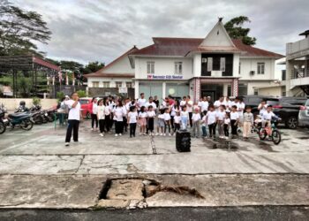 Damanik Marsatu: Ratusan Warga Gelorakan Semangat Adat dalam Jalan Sehat
